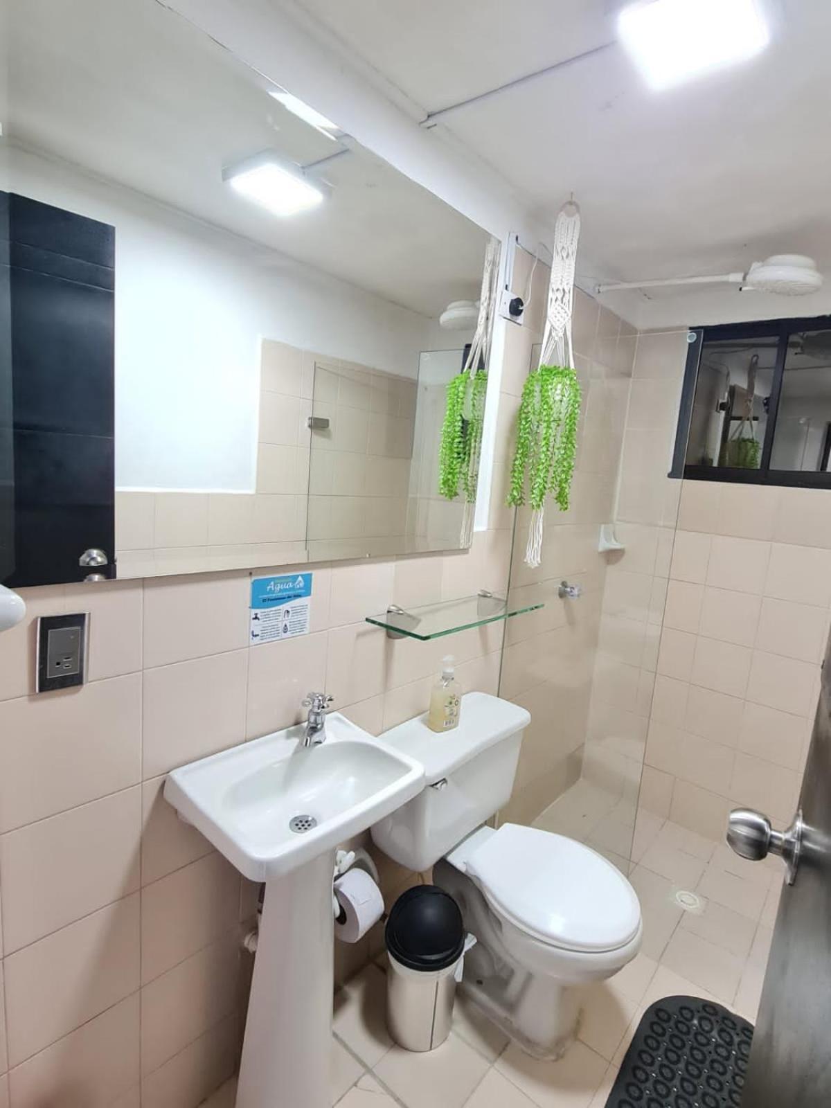 New Cozy Apartment In The Poblado, San Lucas Medellín Kültér fotó